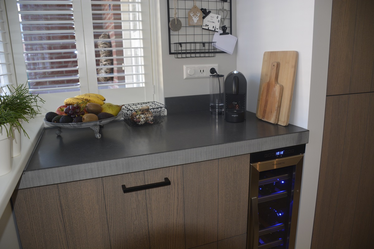 Fam. Van der Burg - Heerjansdam - Eigentijdse keuken-image-7